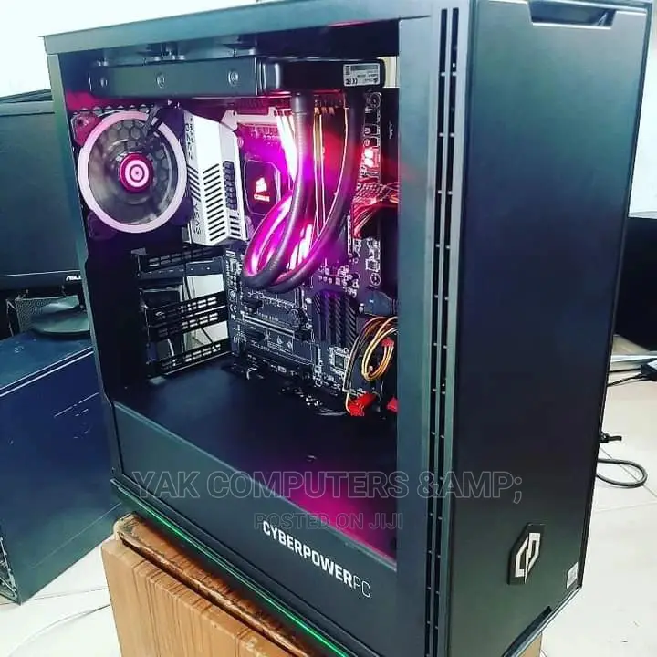 New Server 32GB Intel Core I7 HDD 2T