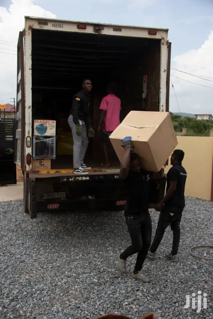 Movers /Relocating/Hire Trucks