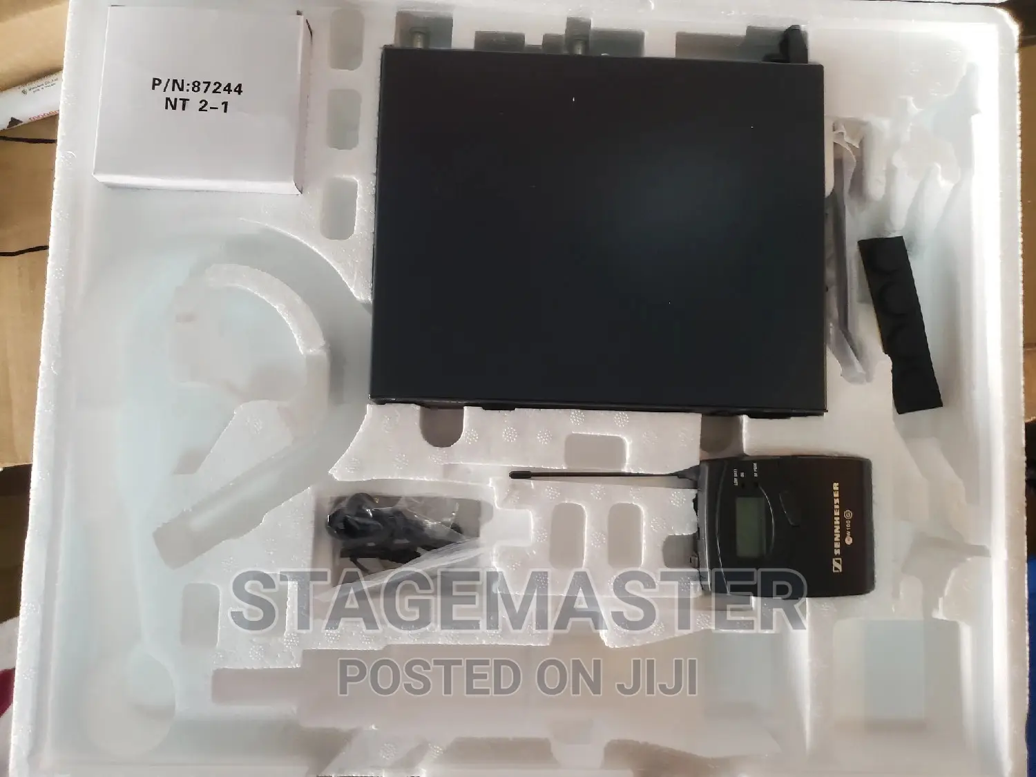 SENNHEISER Lapel Microphone