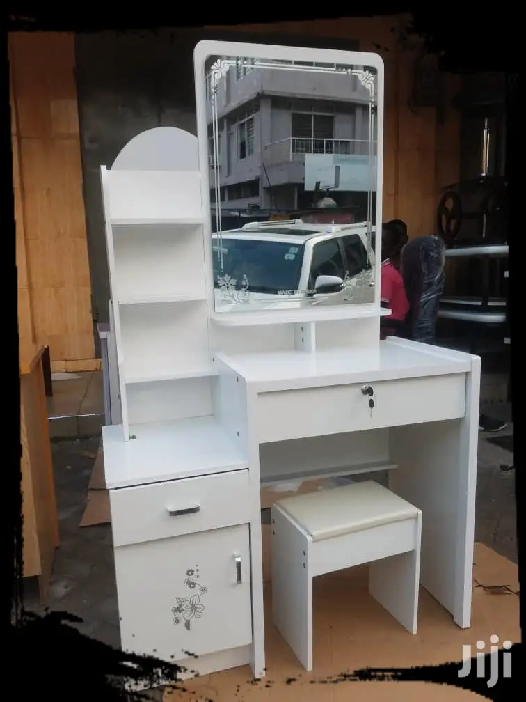 Dressing Mirror Set