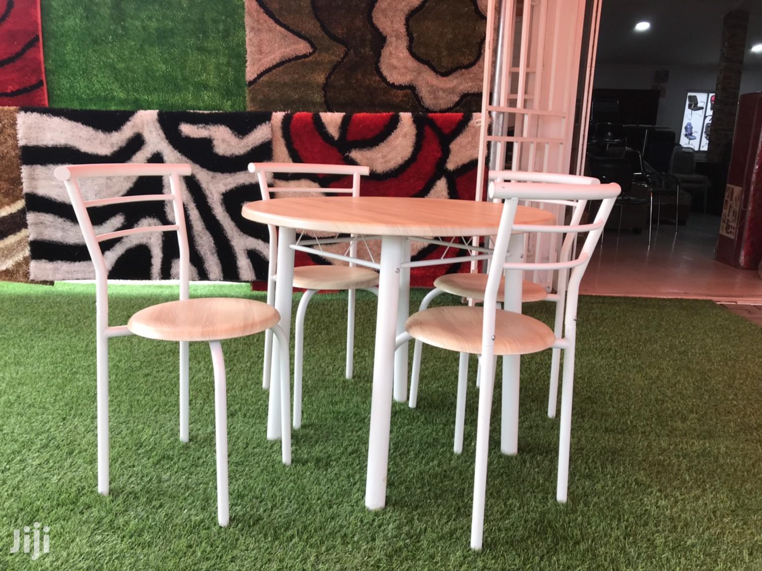 Table With 4 Chairs