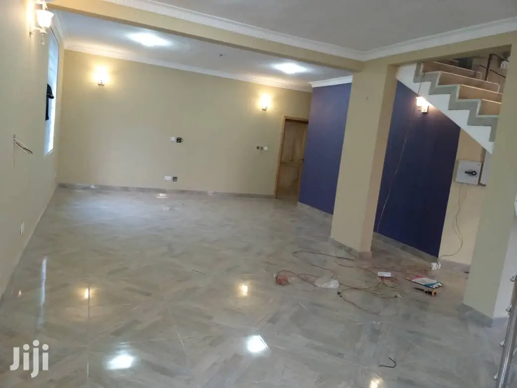 4bdrm House in Bronko Housing, Tema Metropolitan for Sale