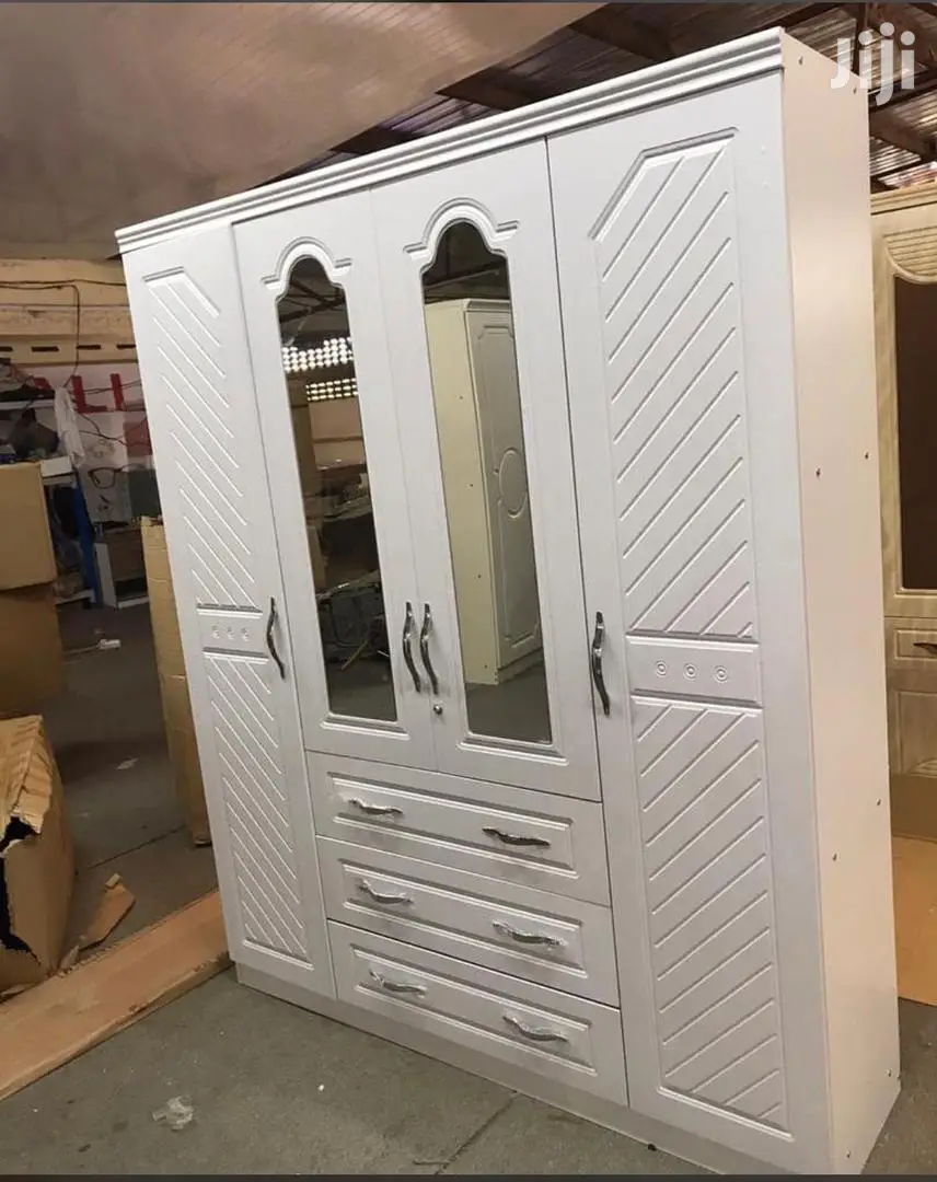 Great Family Wardrobe. Free Delivery