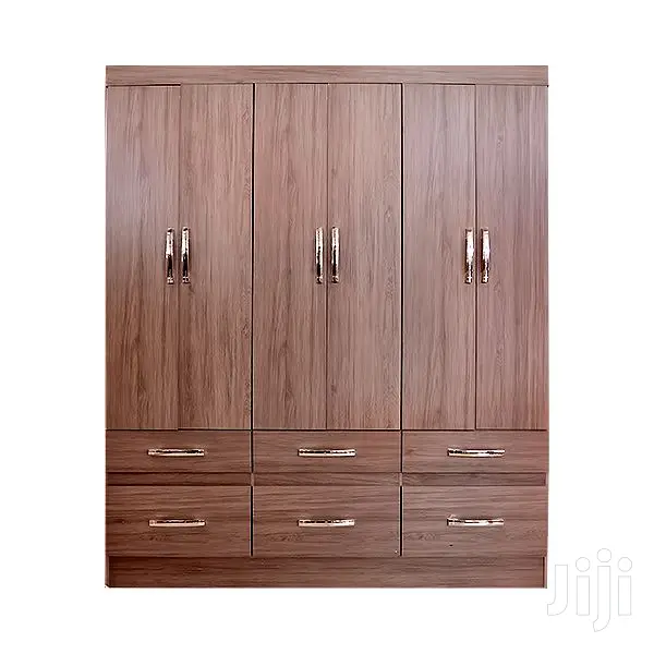 Wooden Wardrobe Uniquely Designed (6 DOORS)