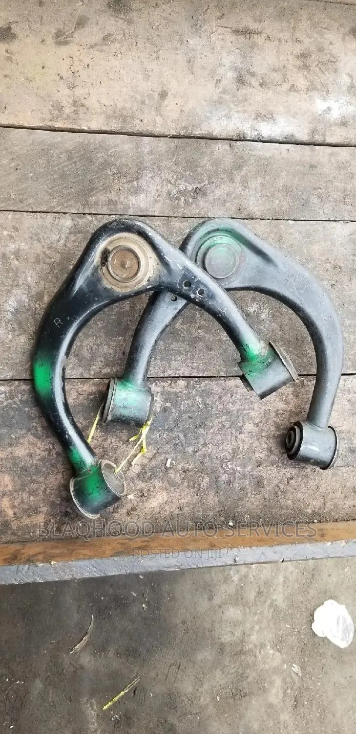Toyota Hilux Vigo Upper Arm Available