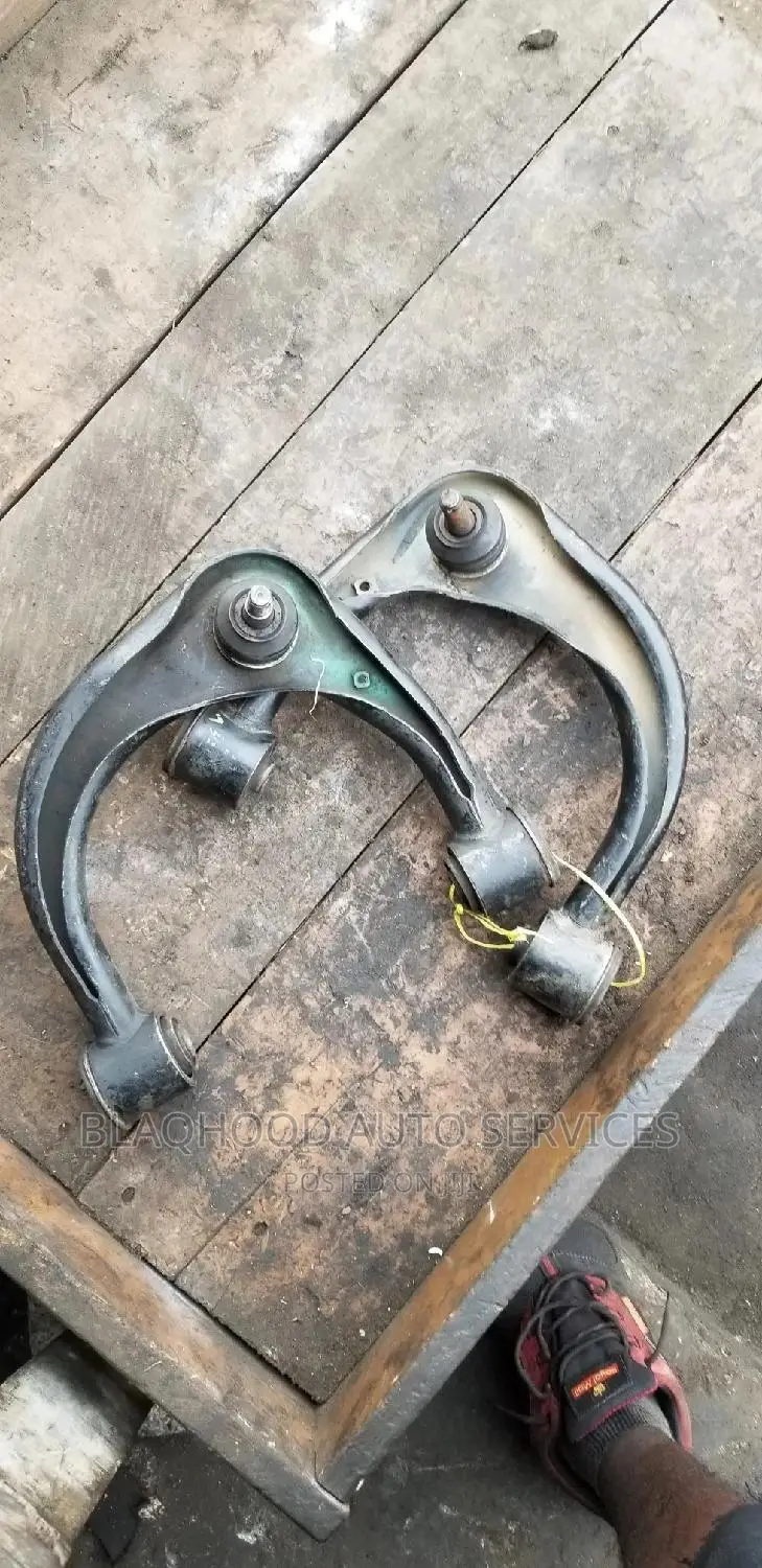 Toyota Hilux Vigo Upper Arm Available