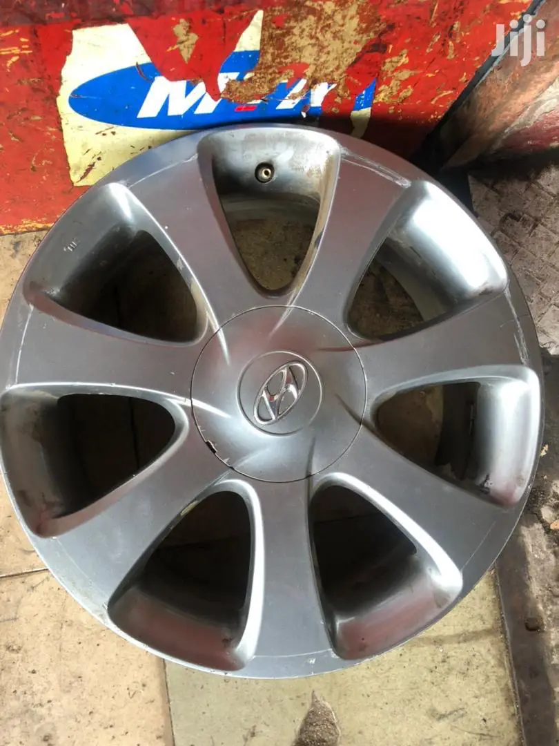 Hyundai Elantra Rim 17 Home Used