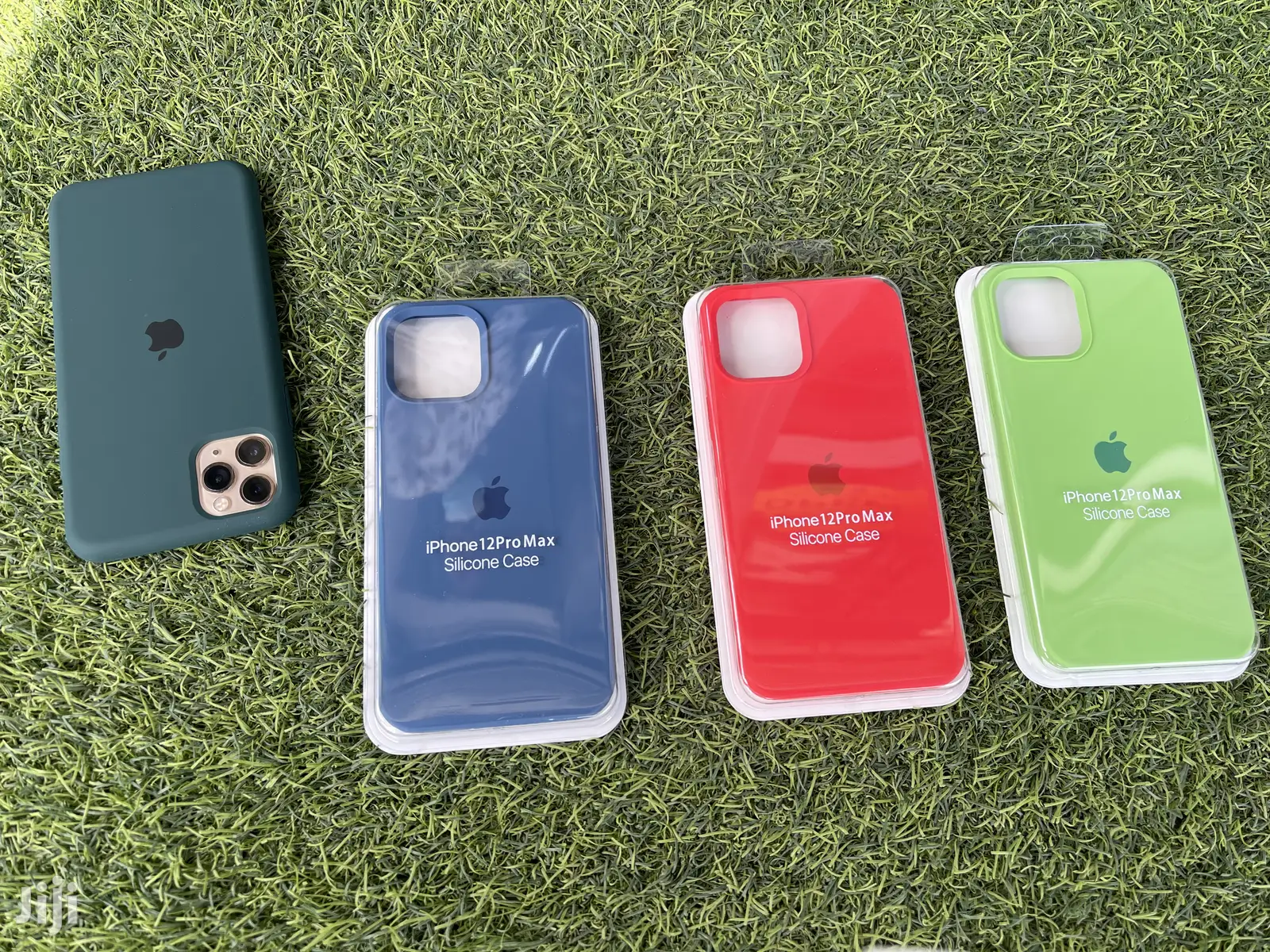 Original iPhone 12 / 12 Pro Max Silicone Cases