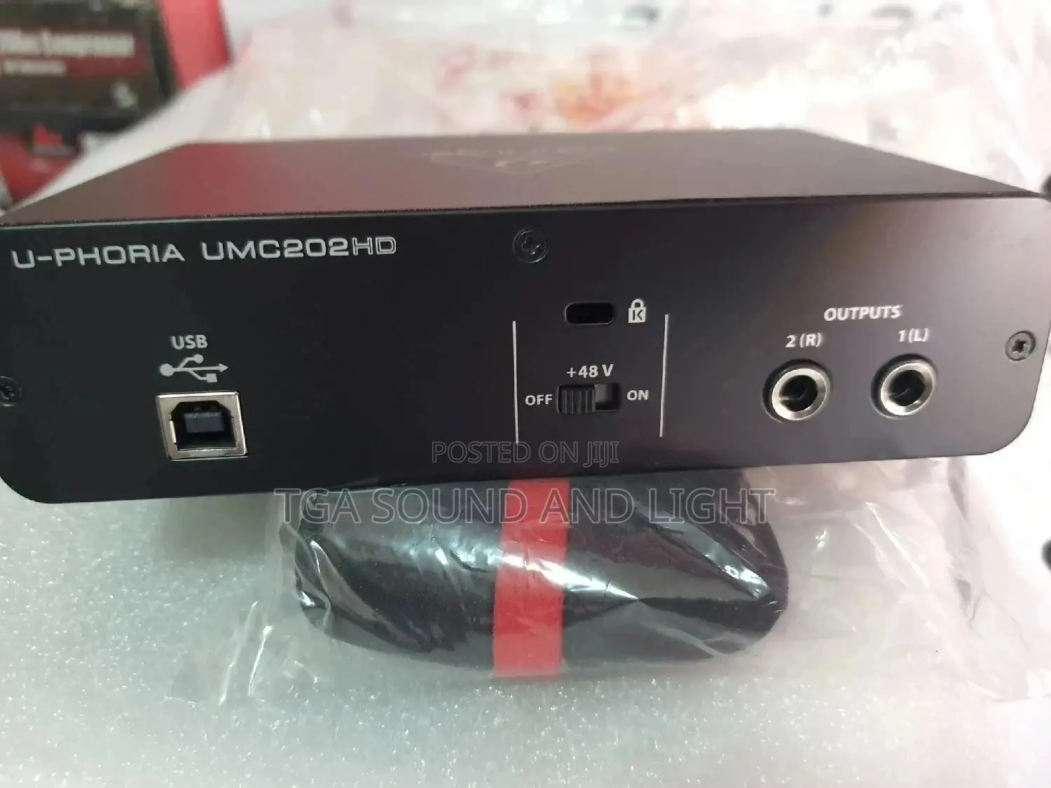 Behringer U-Phoria Umc202hd Audio Interface