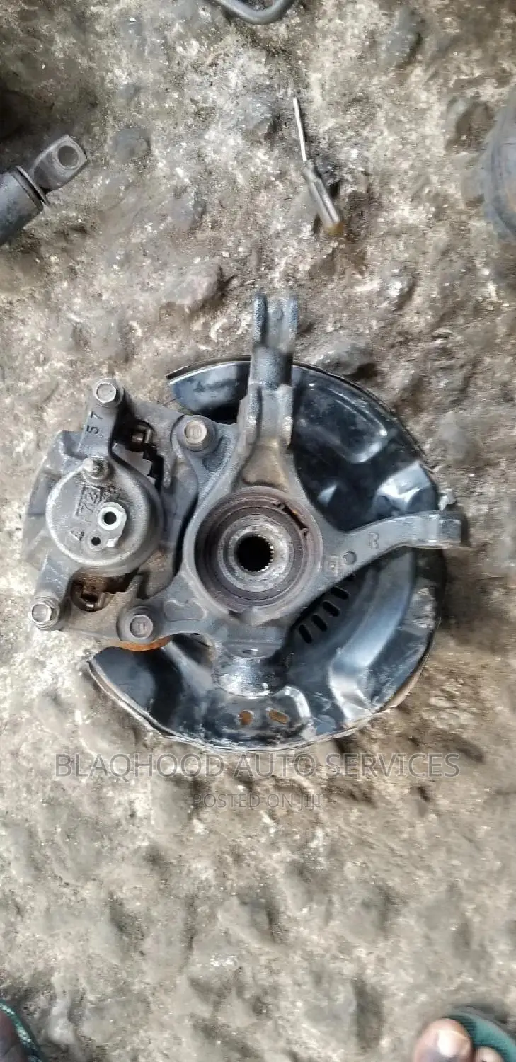 Yaris/Vitz Home Used Front Wheel Hub