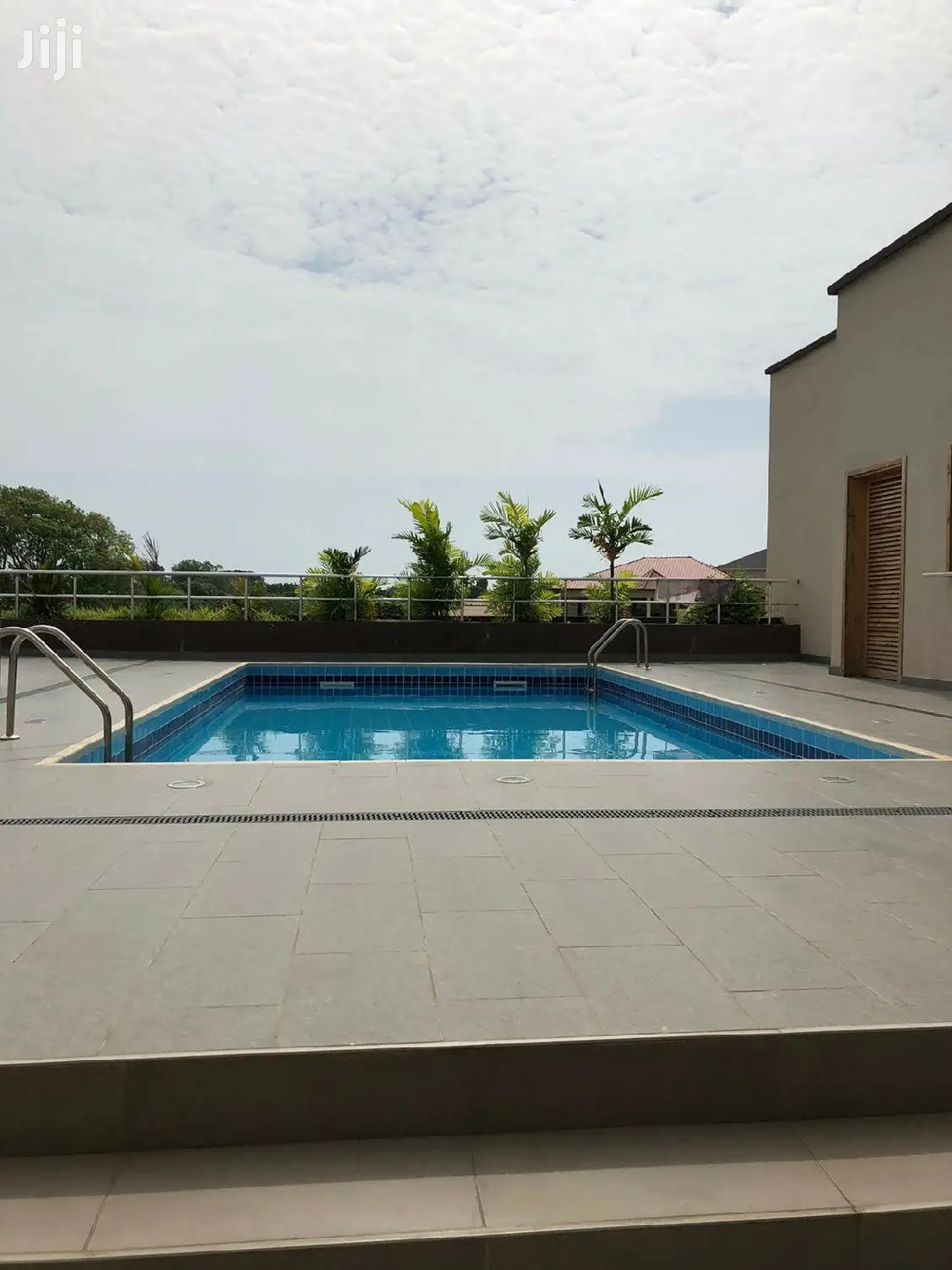 Furnished 2bdrm Shared Apartment in Bronko Housing, Accra Metropolitan