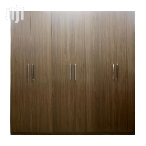 Wardrobe (10XF 4)