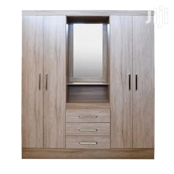 Wardrobe (10xf 12)