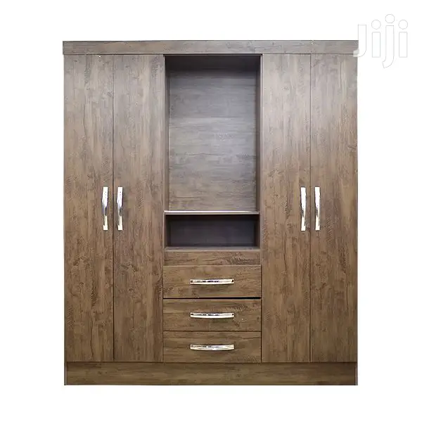 Wardrobe (10xf61)