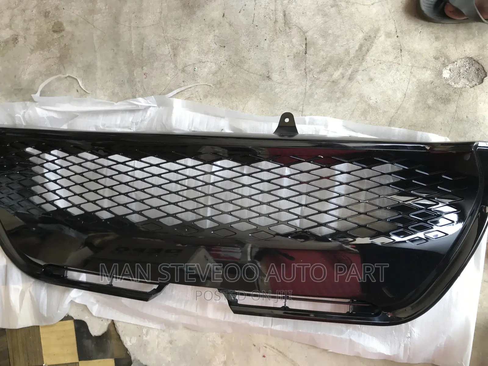 Toyota Corolla Lower Grille 2017-19(Sport)