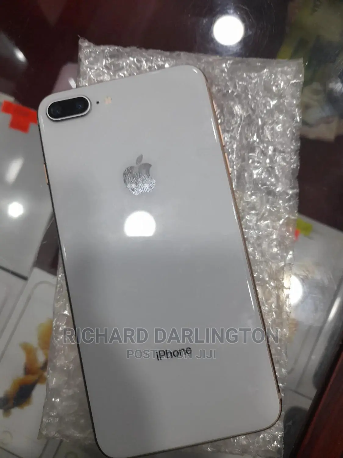Apple iPhone 8 Plus 64 GB White