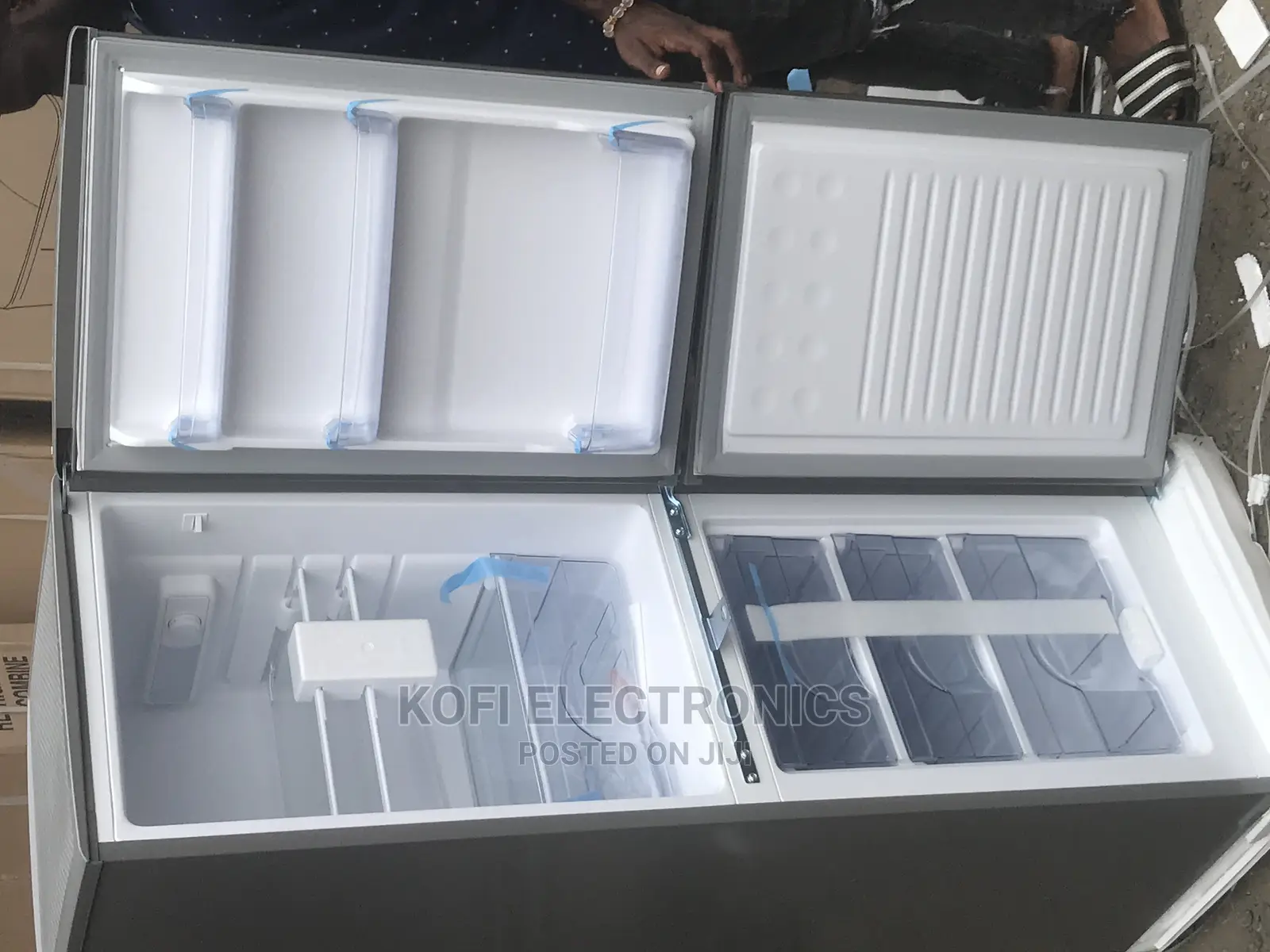 LED Light Nasco D2-20 147L Double Door Bottom Freezer Fridge
