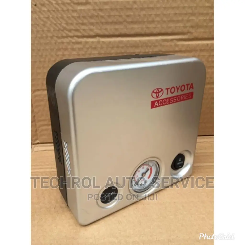 Portable Car Tyre Inflator/Pump