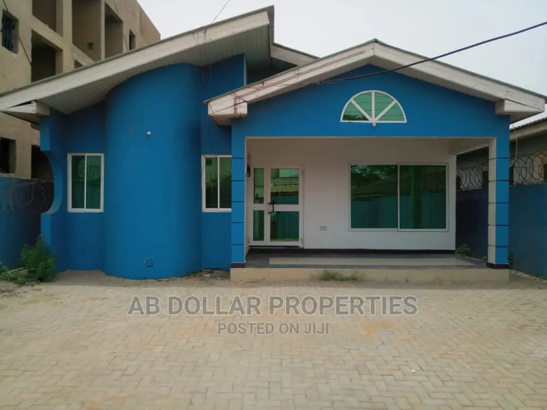 Furnished 3bdrm House in Baatsona Total for rent