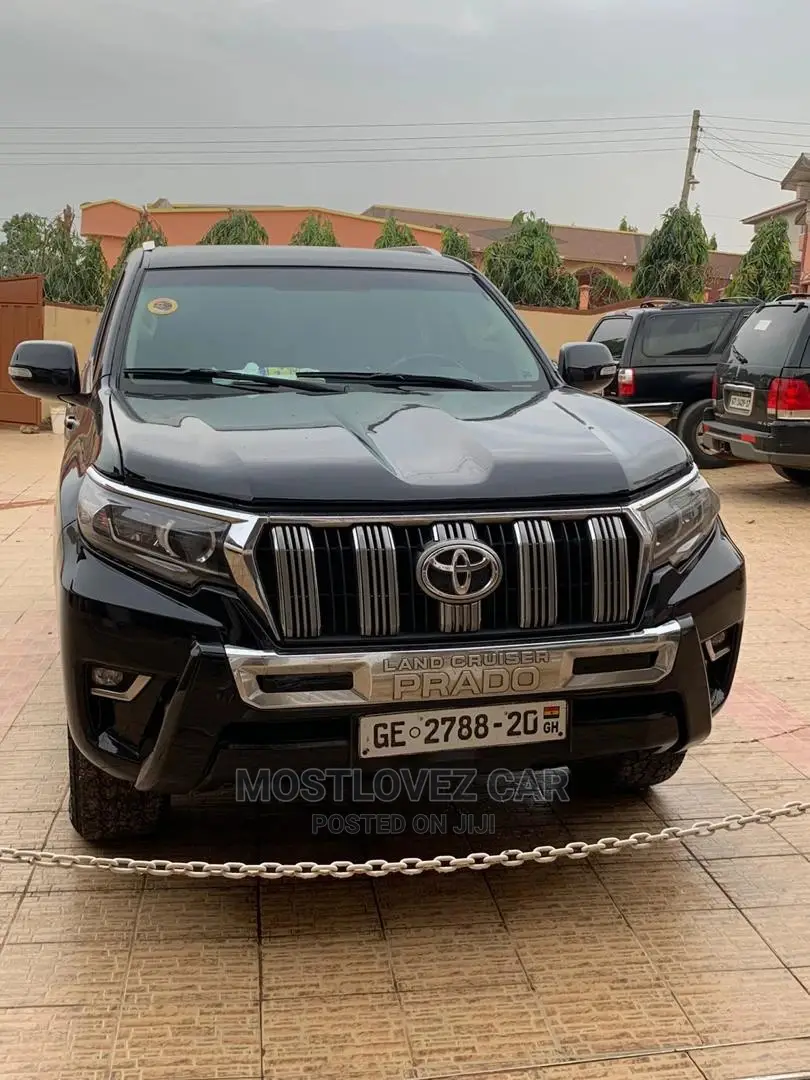 Car Rentals Prado for Rent in Accra . Landcruisers Prados