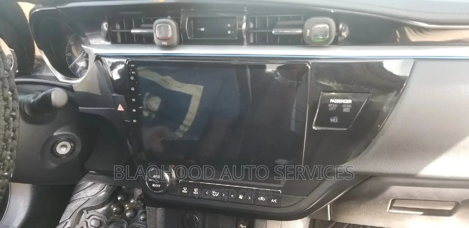 Toyota Corolla 2014-18 10inch Fullscreen Android Car System