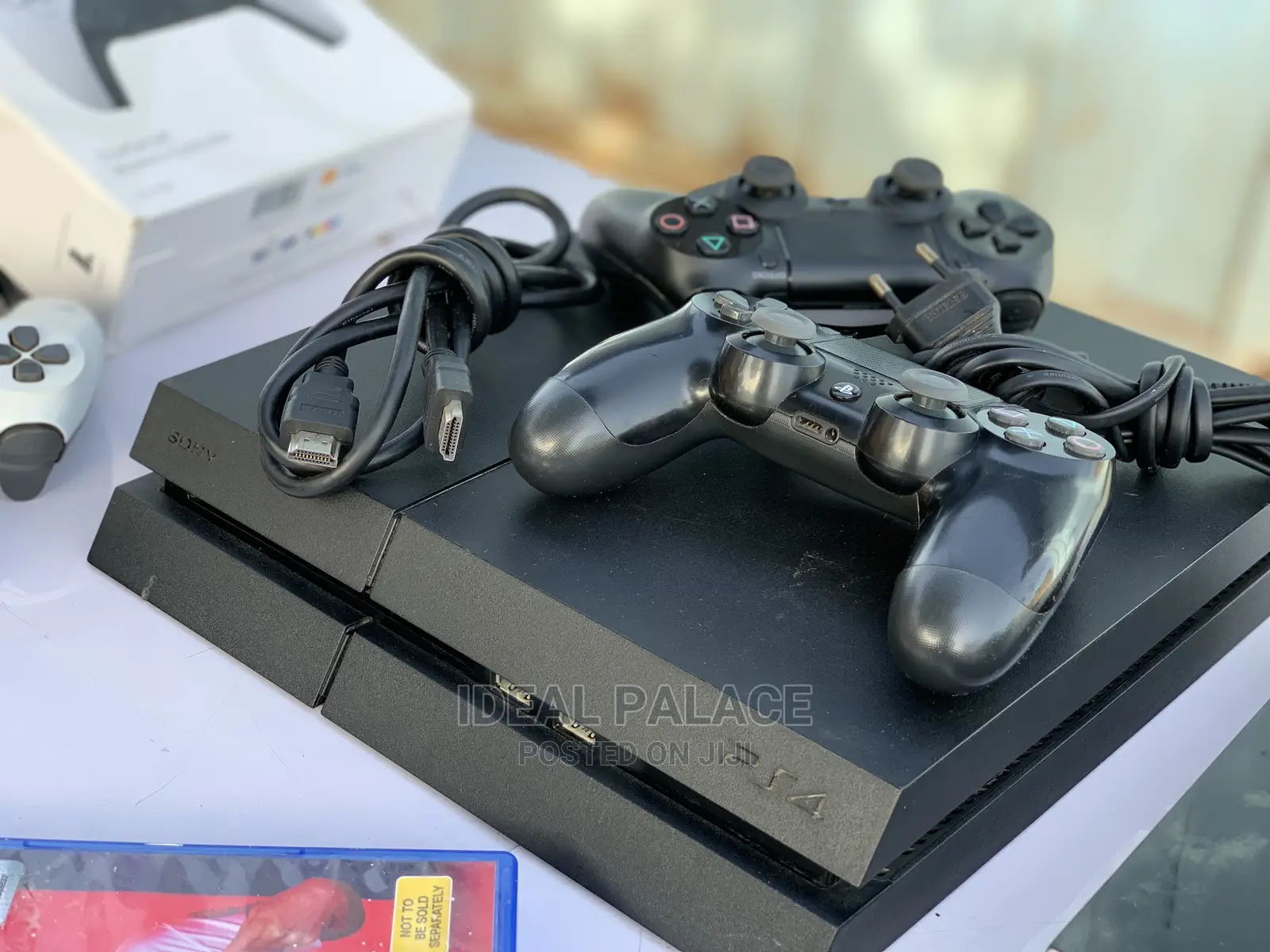 Playstation 4 Standard With Games