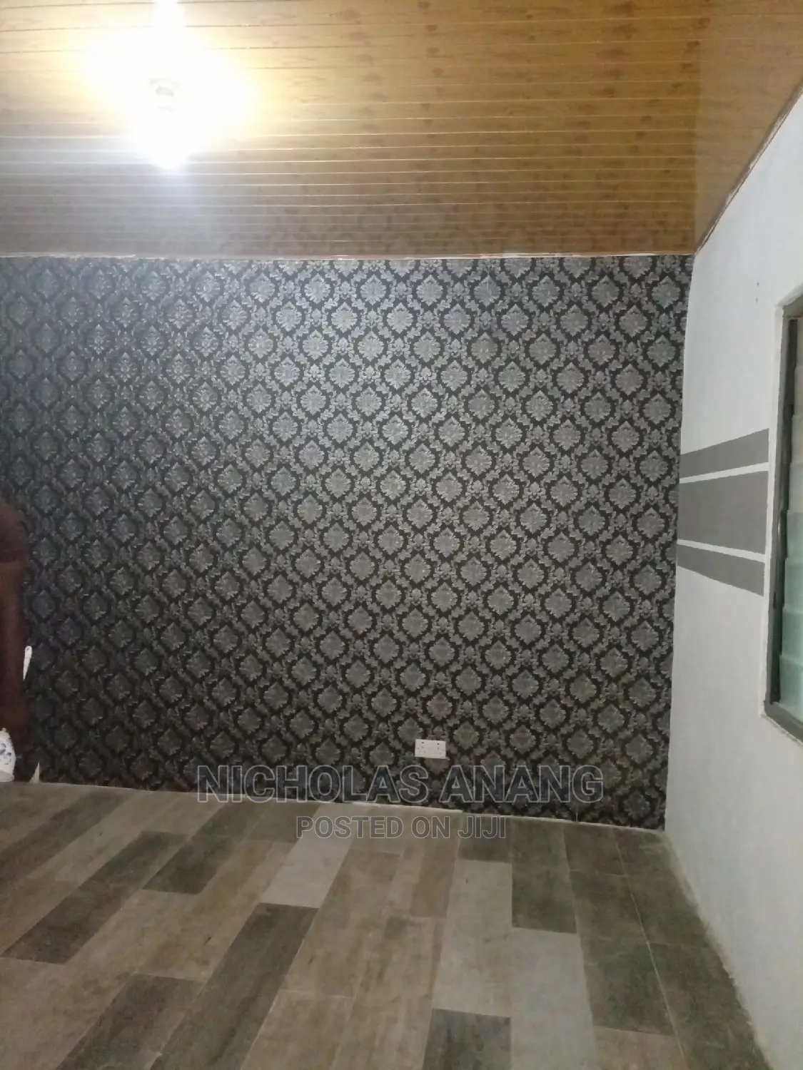 1bdrm House in New Town for rent