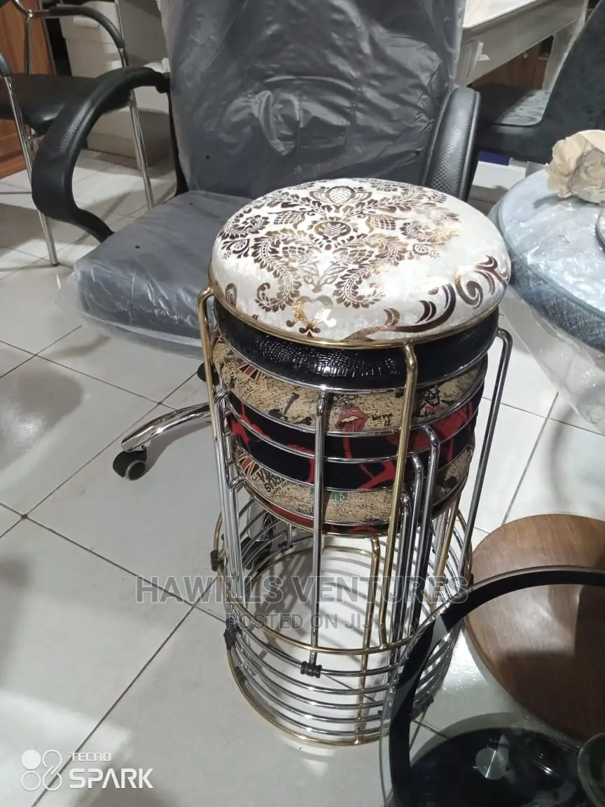 Round Chair