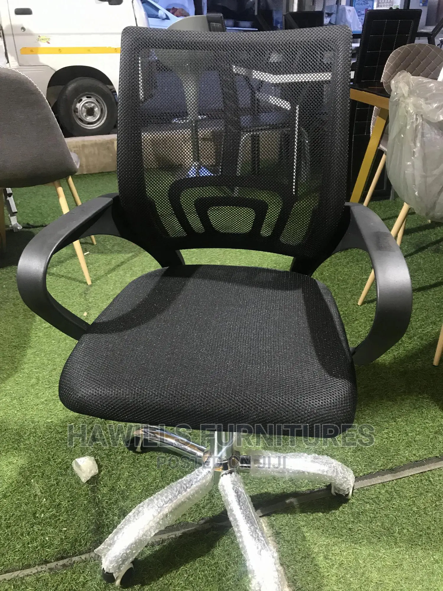 Swivel Office Chair