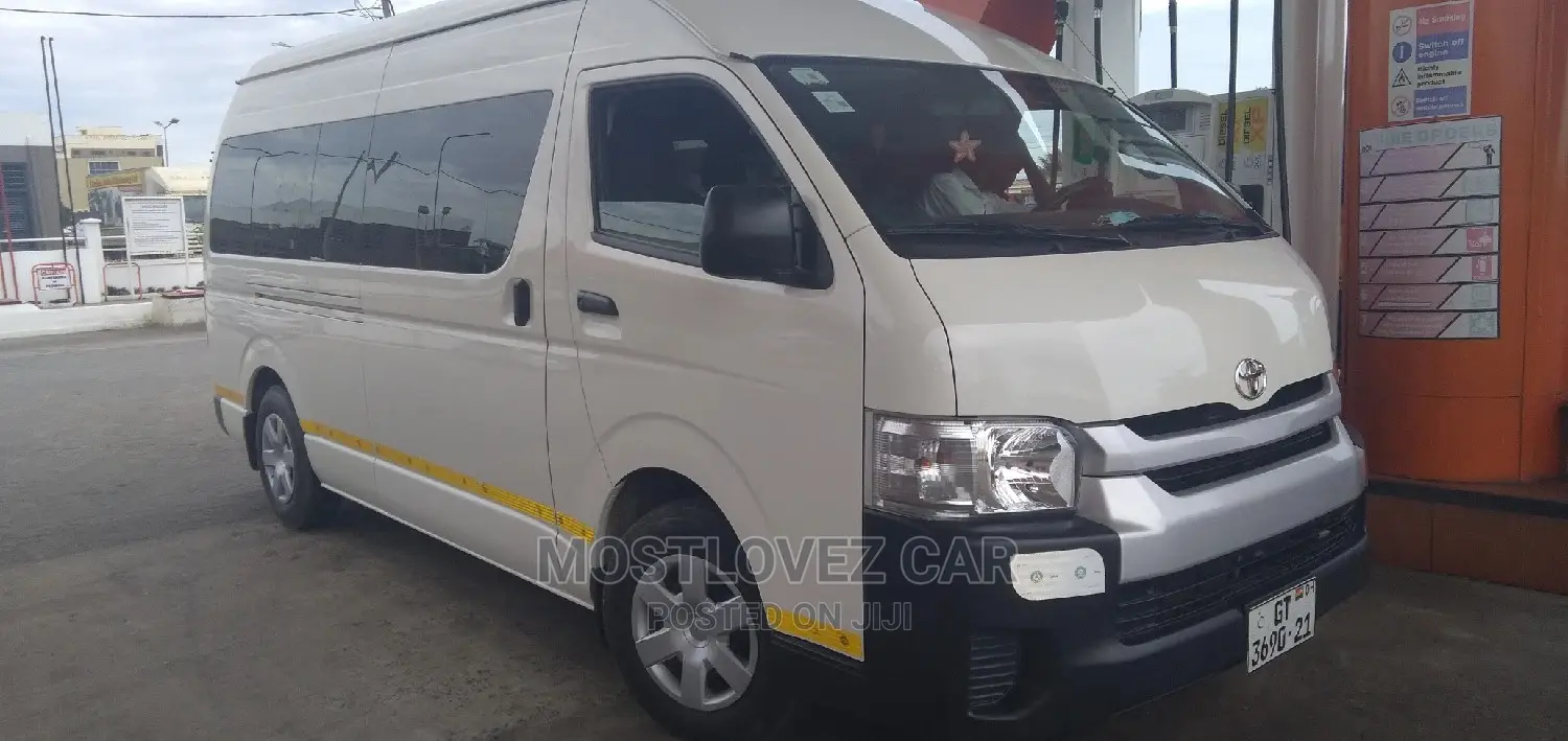 Toyota Hiace Buses for Rent in Ghana? Minibuses for Rent