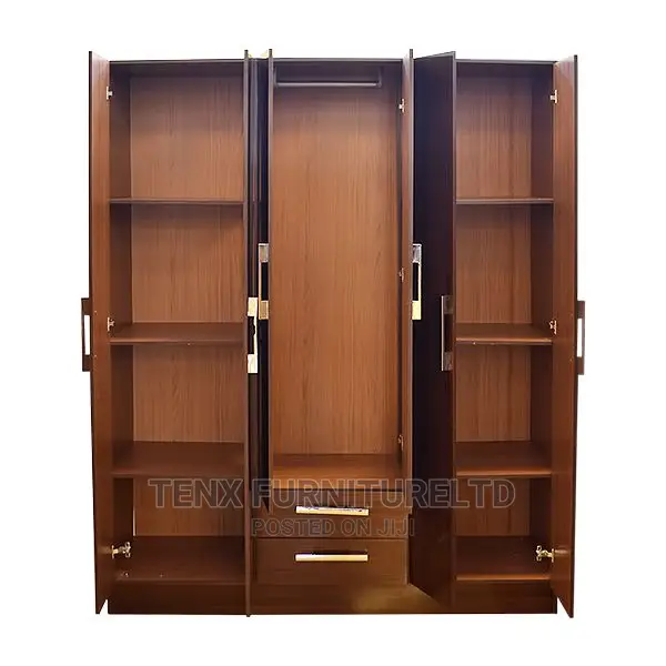 Wardrobe (Buena)