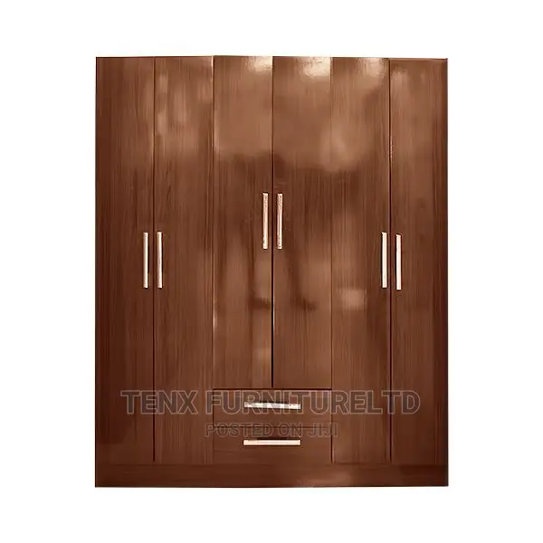 Wardrobe (Buena)