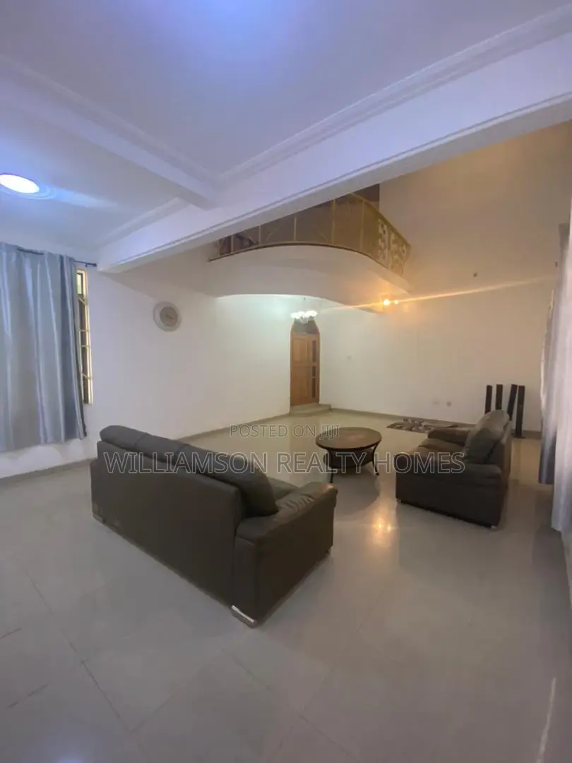 5bdrm Duplex in Sarkumonor Estate, Spintex for rent