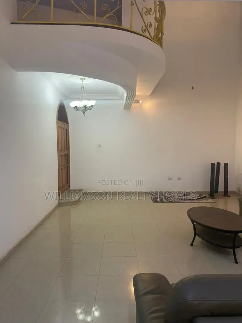 5bdrm Duplex in Sarkumonor Estate, Spintex for rent
