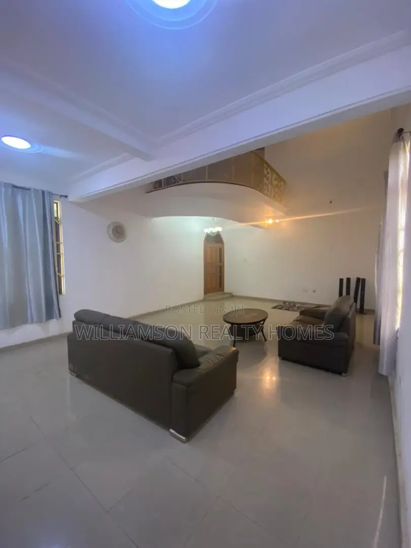 5bdrm Duplex in Sarkumonor Estate, Spintex for rent