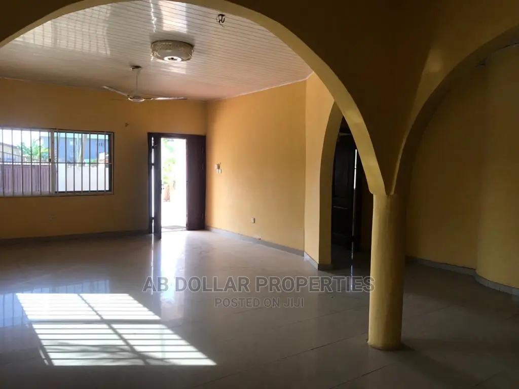 3bdrm House in Spintex for rent