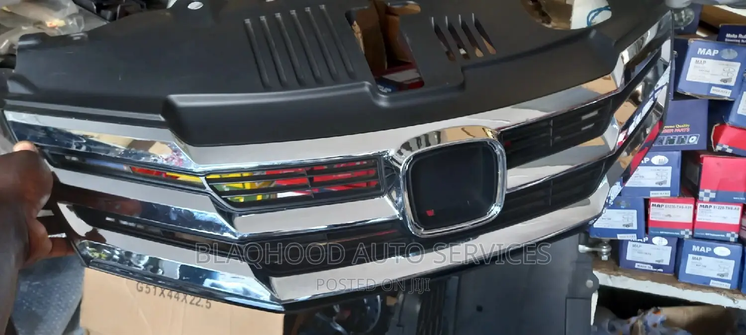 Honda Civic, CR-V, HR-V, Accord Top Front Grille Available