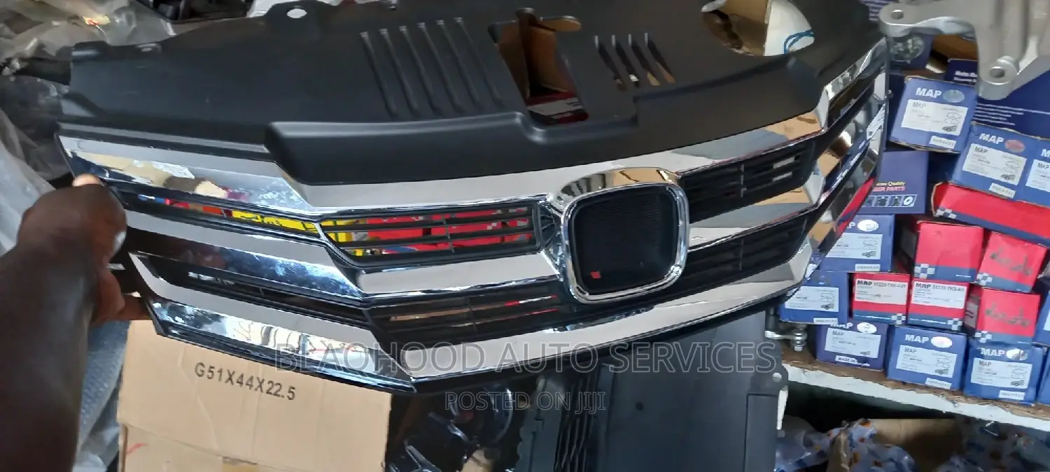 Honda Civic, CR-V, HR-V, Accord Top Front Grille Available