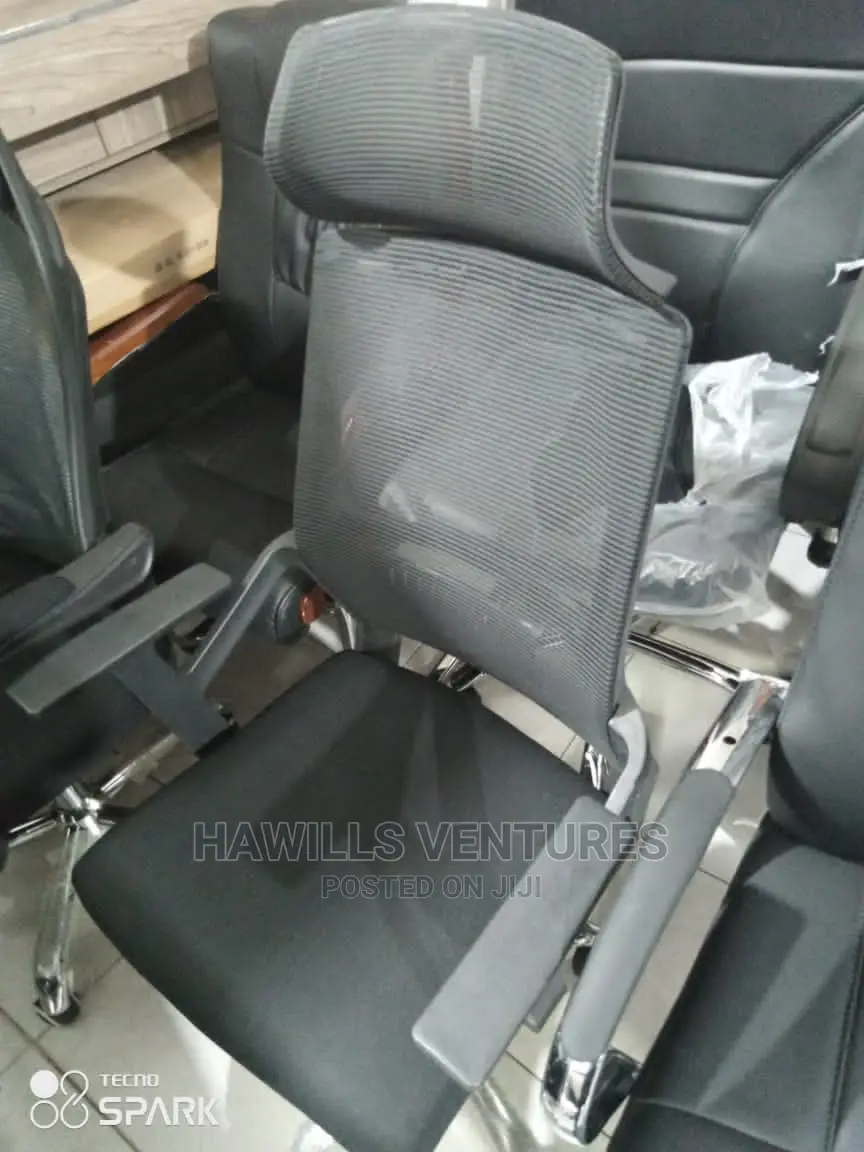 Regeneration Desk Chair