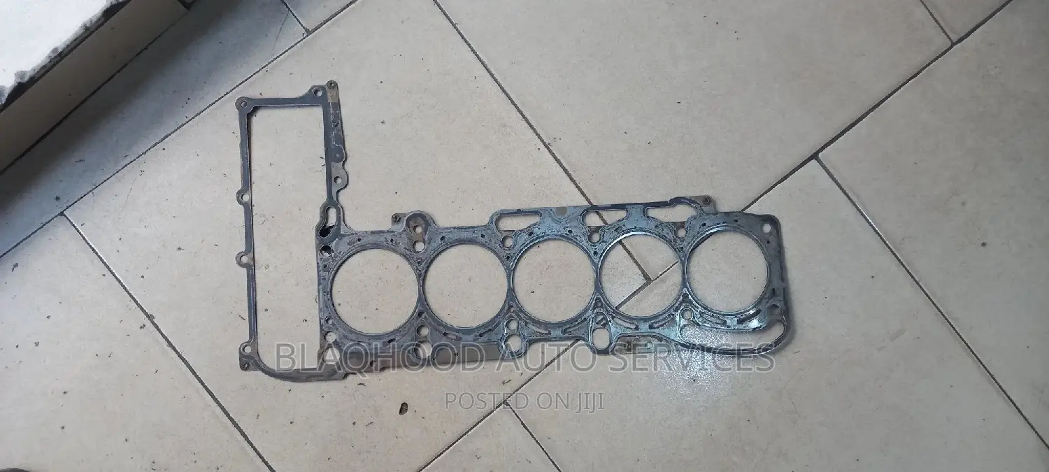 Engine Head Gasket Brand New for All Cars Available