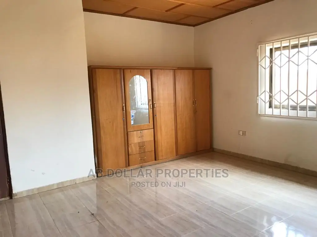 5bdrm House in Spintex for rent