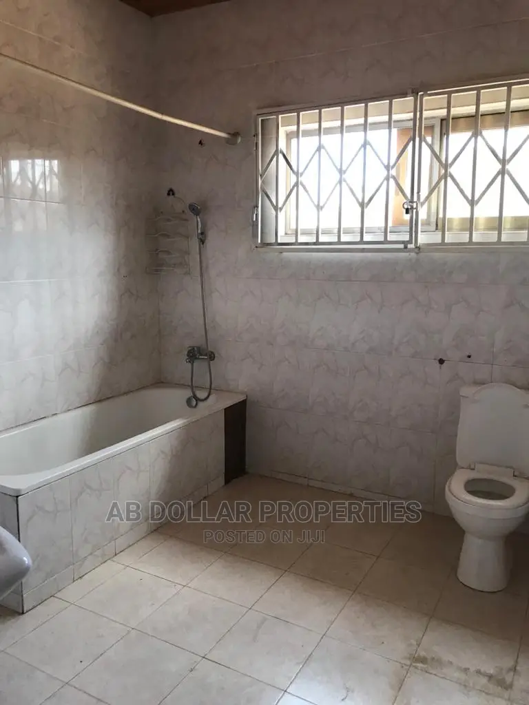5bdrm House in Spintex for rent