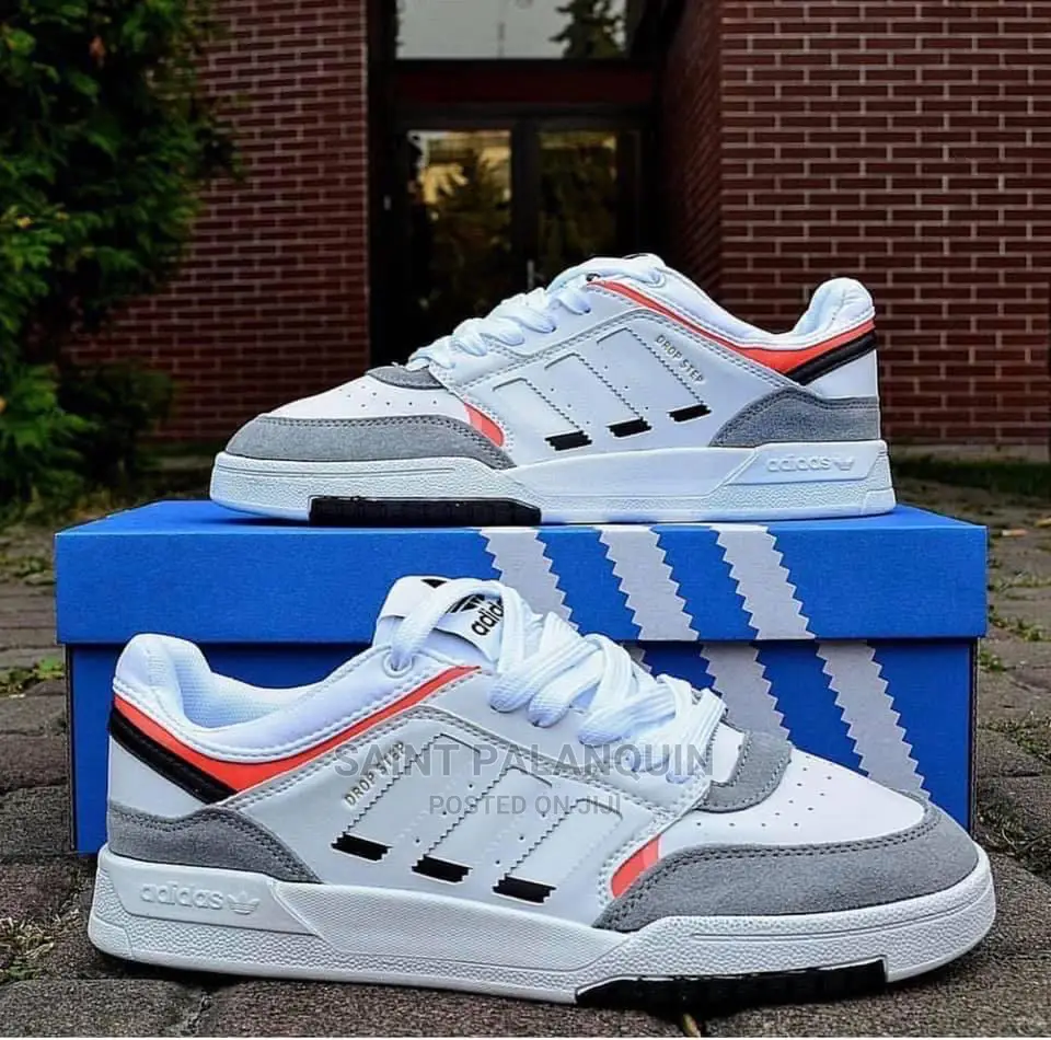 Adidas Sneaker