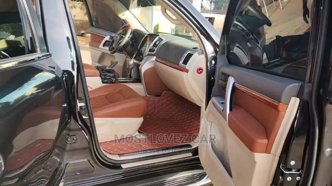 Car for Rent . Toyota Landcruisers for Rent in Ghana