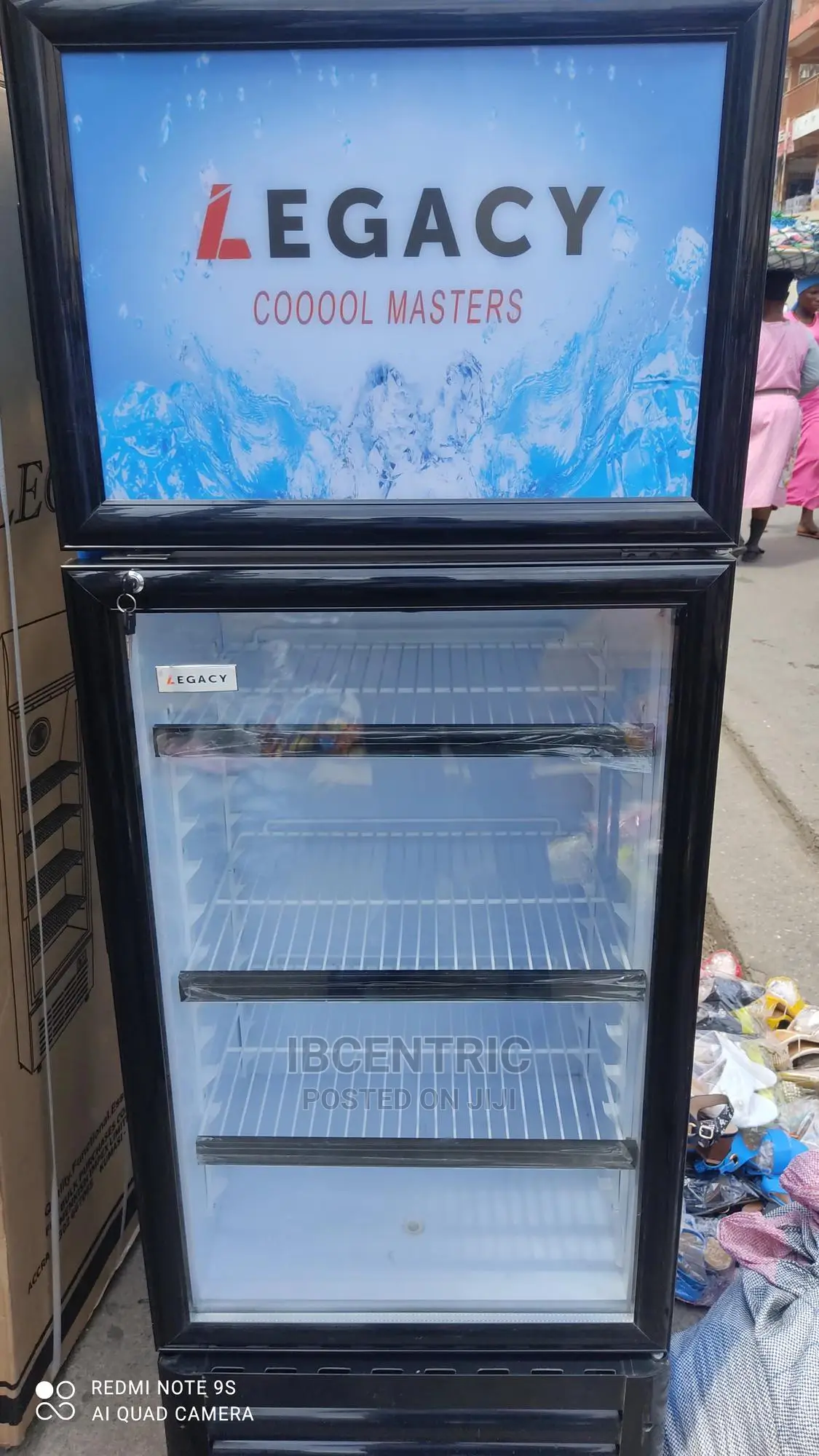277L Legacy Display Fridge
