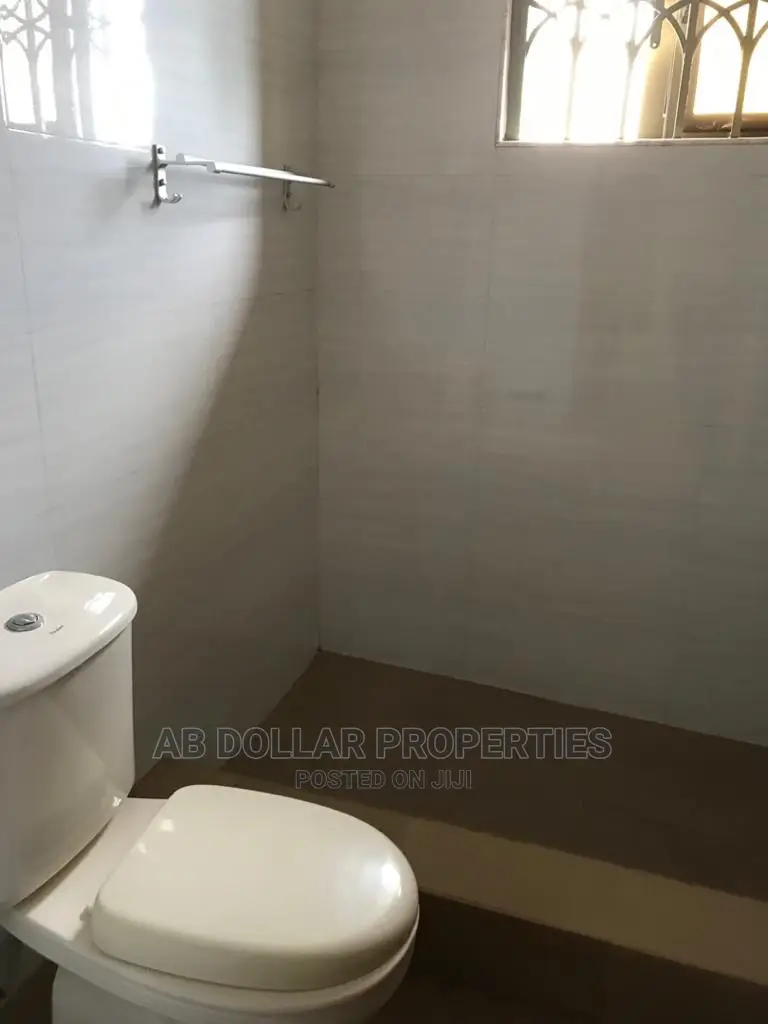 3bdrm House in Spintex for rent