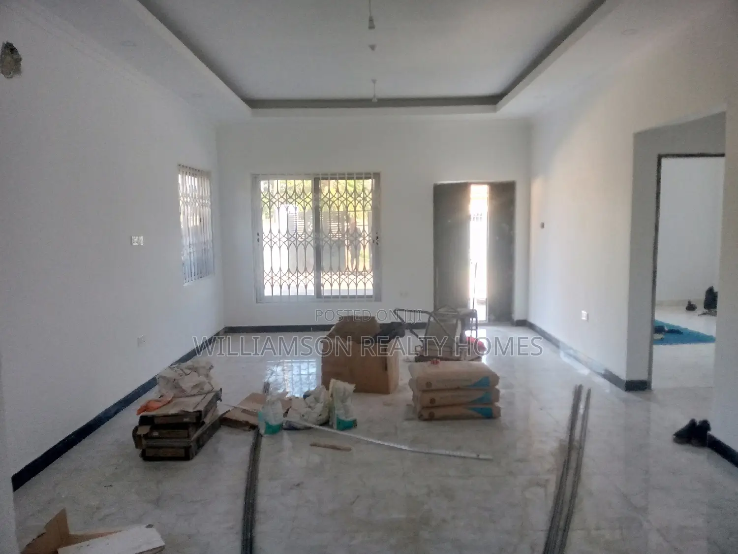 3bdrm House in Coastal Estate, Spintex for sale