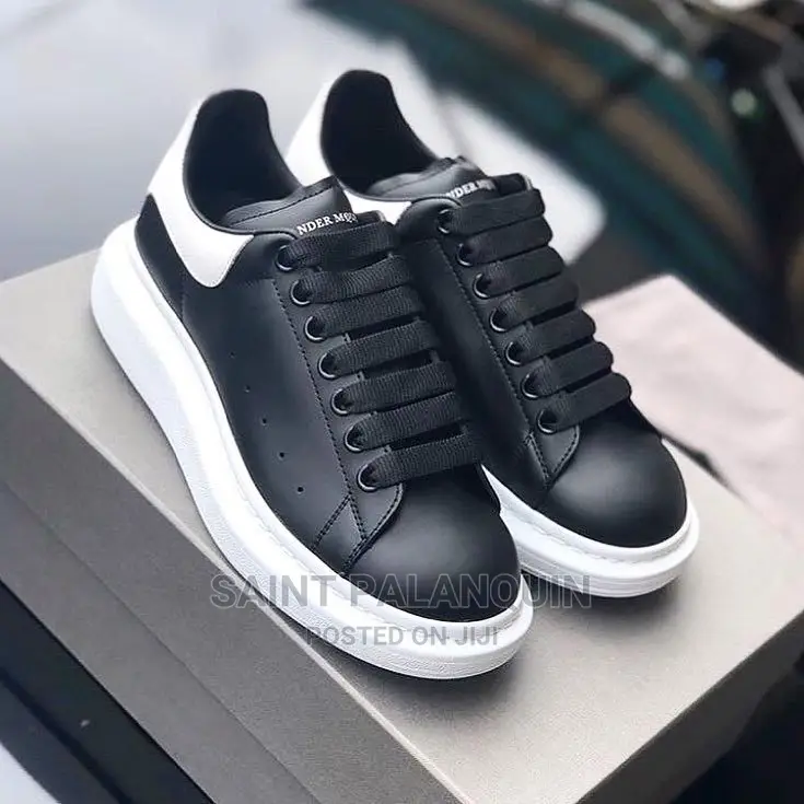 McQueen Sneak