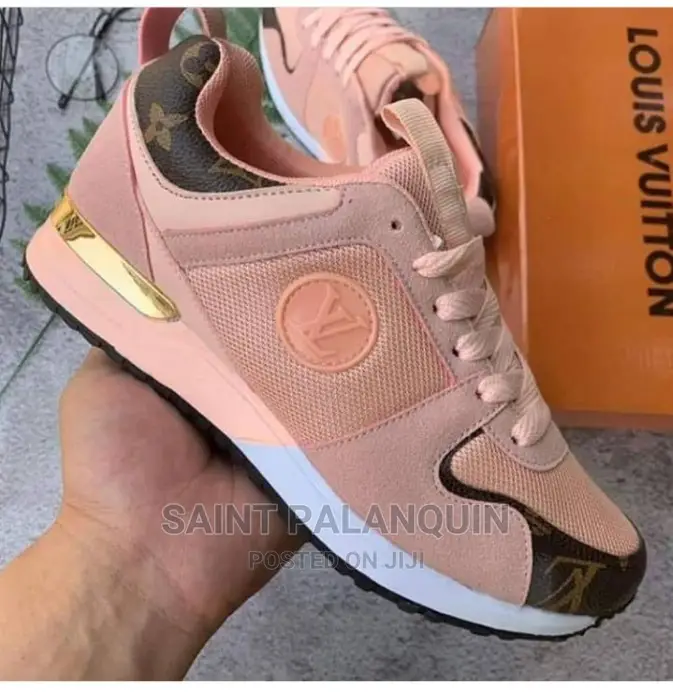 Louis Vuitton Sneak
