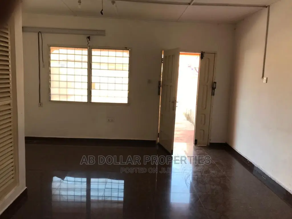 2bdrm House in Spintex for rent